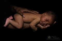 20150725_ND40267_sleeping-on-dads-arm.web